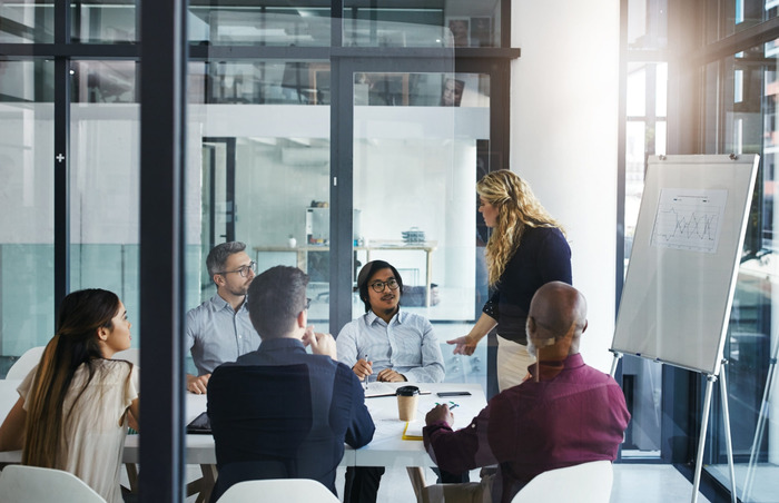 Aligning Sales and Marketing Teams with CRM Insights